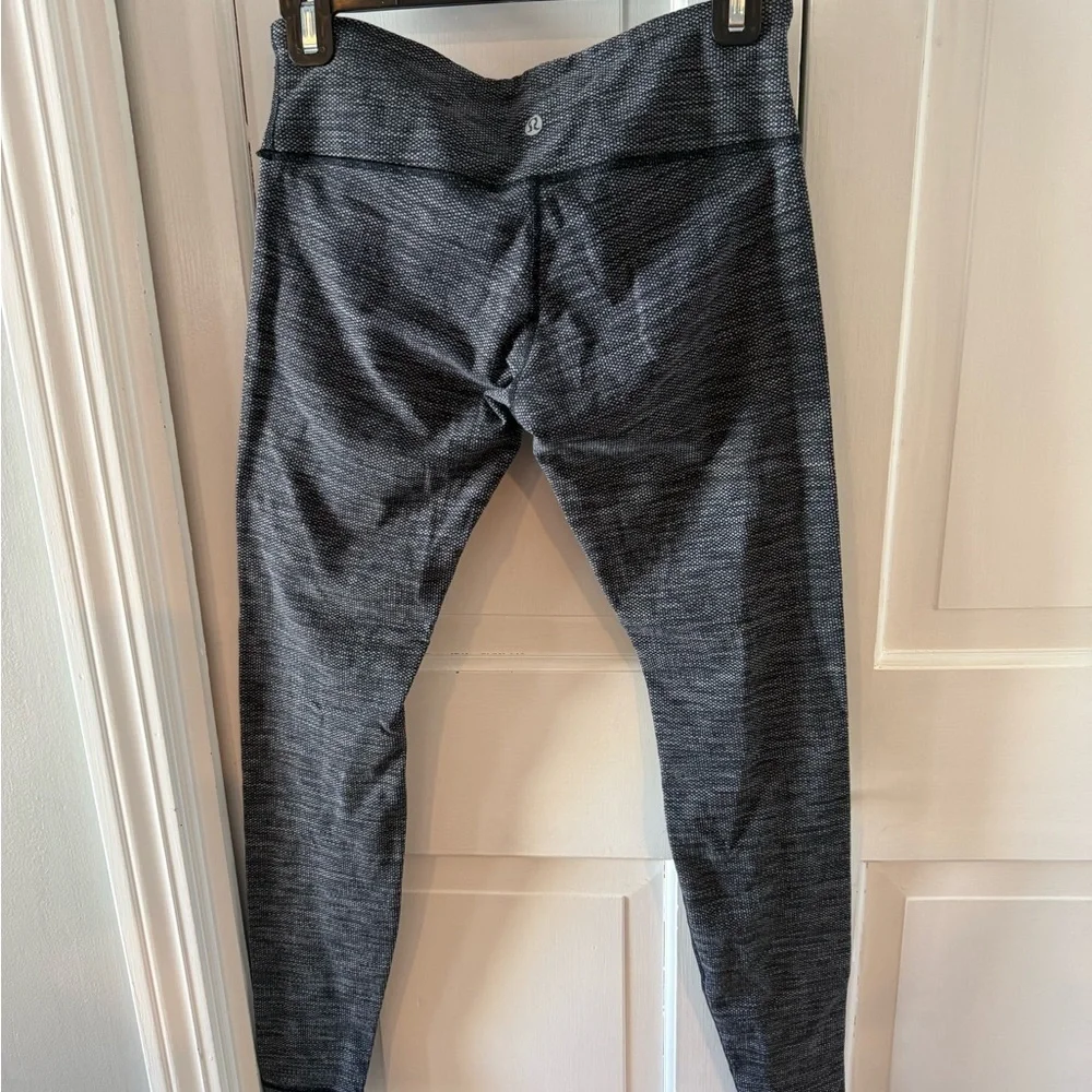 Lululemon Charcoal Heather Leggings Wunder Under high rise